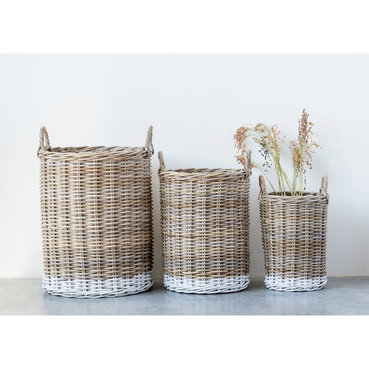 RATTAN BASKET WITH WHITE BOTTOM