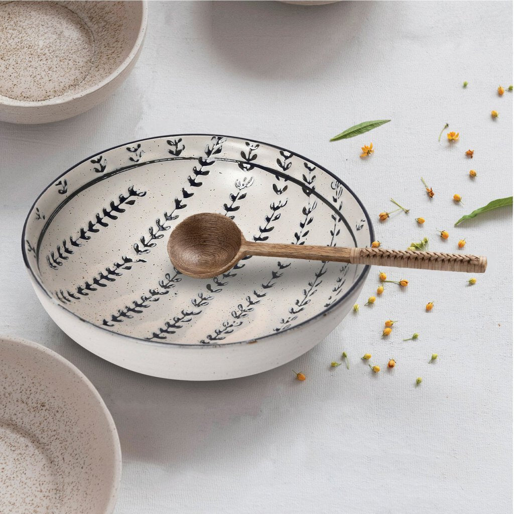 STONEWARE BOWL WITH BLUE PATTERN